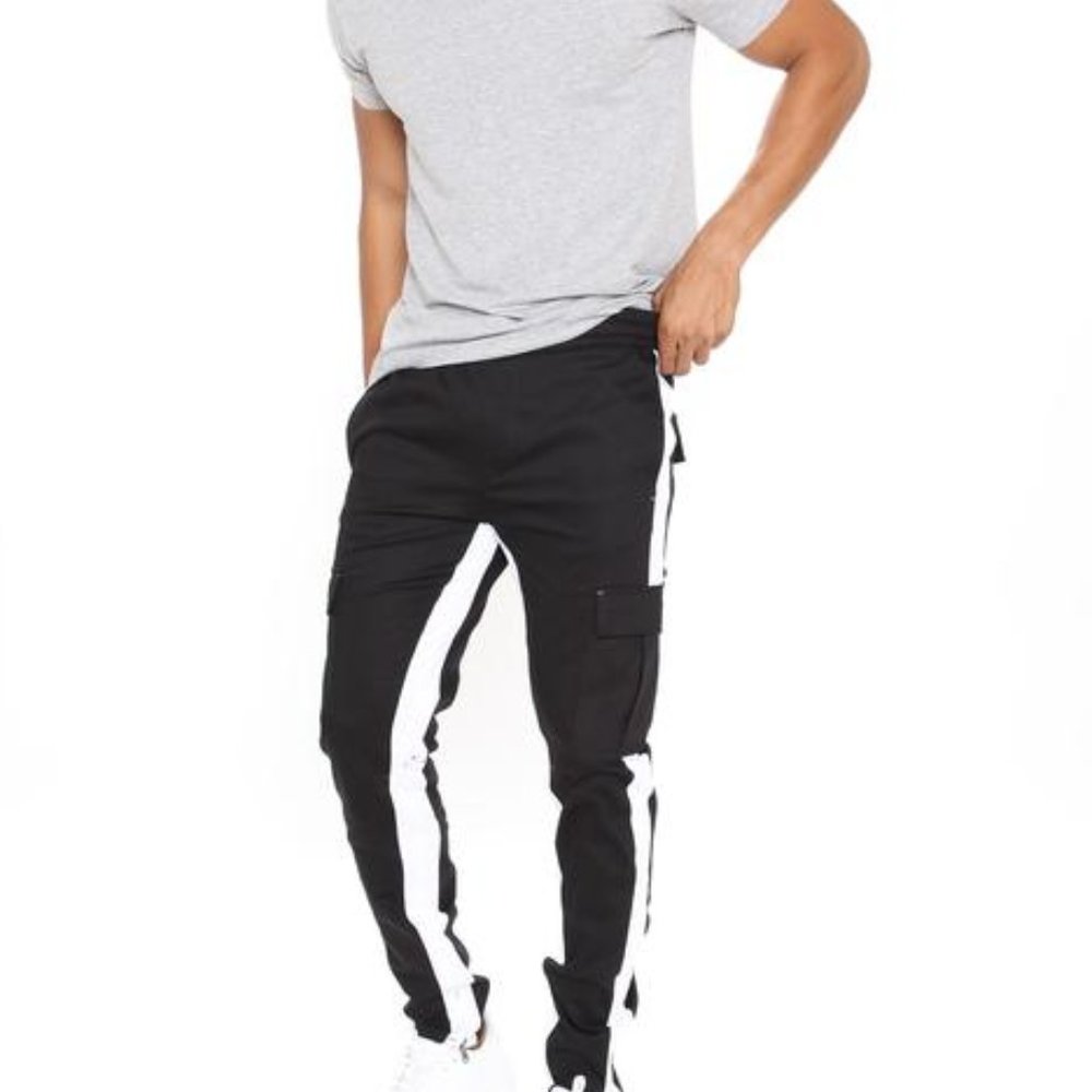 Fashion Nova Men's Cargo Pants Black/White Gem